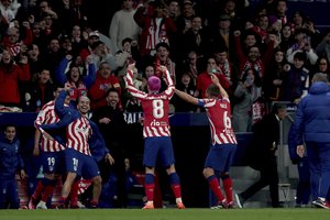 Komiška situacija Ispanijos lygoje: „Atletico“ žaidėjas ant suolo sužinojo, kad įmušė įvartį