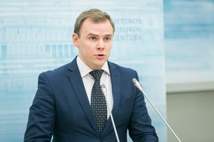 M. Lingė: jei gyventojams taptų sunku mokėti paskolas, būtų svarstoma ilginti jų atidėjimo laikotarpį