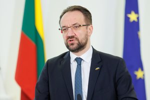 Šiemet bankų pelnas Lietuvoje gali siekti milijardą: paaiškino, ar valstybė imsis veiksmų