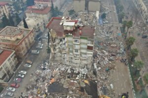 Švedija teiks pagalbą nuo stichijos nukentėjusiai Turkijai