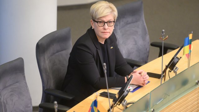 Tarp Lietuvos ir Švedijos įvykus ginčui dėl elektros „viršpelnių“, kreiptasi į EK: greito proceso nežada