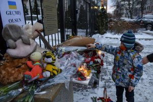Turkijoje per žemės drebėjimą tikriausiai žuvo du Ukrainos piliečiai, su 19 ukrainiečių kol kas nėra ryšio