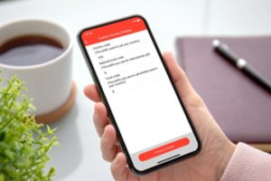 Jūsų telefono adresų knygoje numeriai prasideda 8? Yra gudrybė, kaip visus juos pakeisti per keletą minučių