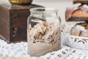 Smagus eksperimentas vaikams ir mokytojams: pamokos, kaip pasigaminti raugą duonai