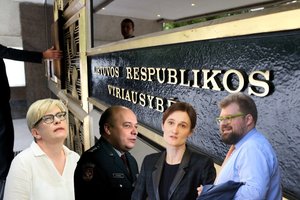 Skambučių K. Bartoševičiui detektyve – nauja pavardė: skandalo gijos veda ir į Vyriausybę