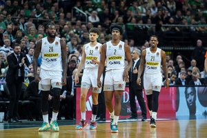 Įspūdinga „Partizan“ sirgalių jūra Miunchene išvydo ketvirtąją komandos pergalę iš eilės Eurolygoje