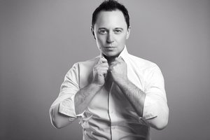 Mindaugas Mickevičius-Mino pristato naują meilės dainą: „Ji – kitokia“