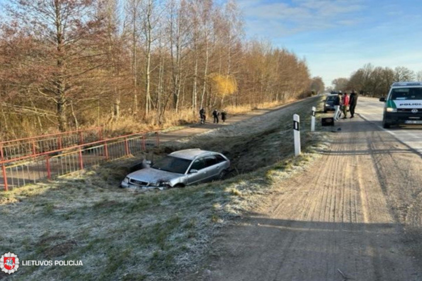 Savaitgalio avarijose žuvo žmogus, dar 24 buvo sužaloti.