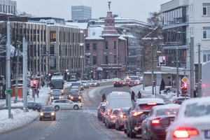 Vilniuje dvi dienas vairuotojai susidurs su eismo ribojimais – kas ir kur keisis?