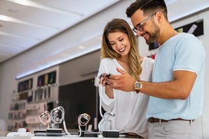 „Pigu.lt“: mylimieji vieni kitus džiugins išmaniosiomis dovanomis