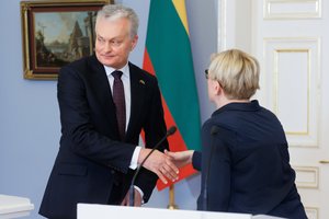 G. Nausėda – prezidentinių reitingų lyderis, į antrąją vietą pakilo I. Šimonytė