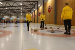 Lietuvos jaunimo kerlingo komanda Norvegijoje pasiekė pergales ir sėmėsi patirties