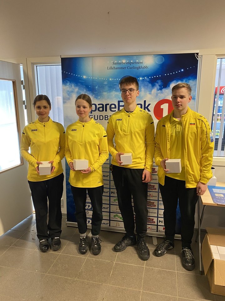 Lietuvos jaunimo akmenslydžio komanda.<br> Organizatorių nuotr.