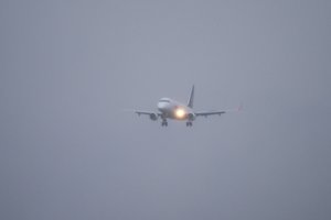 Moldova laikinai uždarė oro erdvę: pranešama apie pastebėtą objektą, priklausantį kitai valstybei