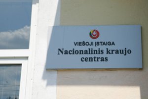 NKC išsiuntė į Ukrainą daugiau nei 6 tūkst. kraujo maišelių