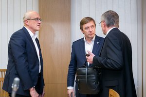 S. Jakeliūnui pareiškus, kad karas Ukrainoje „iš dalies yra išprovokuotas“ – R. Karbauskio reakcija