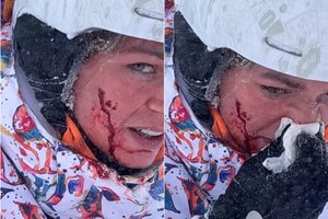 Tarptautinėse varžybose dalyvauti negalinti plaukikė J. Jefimova nesėkmingai išbandė kitą sporto šaką