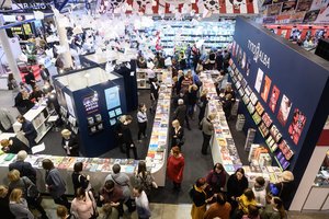 Vilniaus knygų mugėje leidykla „Alma littera“ skelbia atradimų džiaugsmą