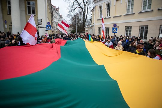  Trijų Baltijos valstybių vėlimo iškėlimo ceremonija.<br>O.Gurevičiaus (ELTA) nuotr. 