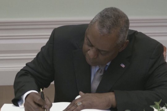 JAV gynybos sekretorius: Amerika yra pasiruošusi ginti Lietuvą, Estiją ir Latviją