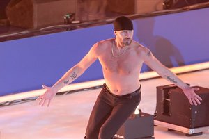 Rusijos dailiojo čiuožimo žvaigždė jau mirties agonijoje – nepadeda atliktos pėdų ir plaštakų amputacijos