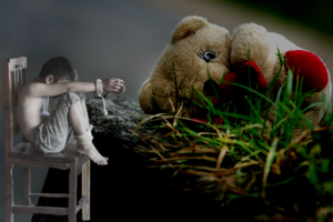 Per Lietuvą ritantis galimos pedofilijos skandalui – žvilgsnis už tamsios širmos: vaikų istorijos sukrečia iki gelmių