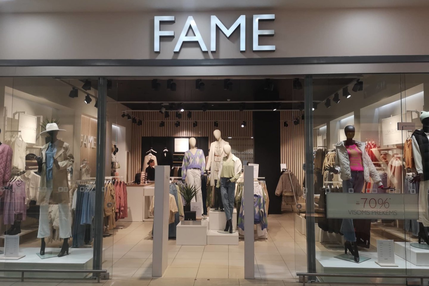  Parduotuvėje „Fame“ vilnietė pirko žieminę striukę už beveik 160 eurų.<br>Lrytas.lt nuotr.