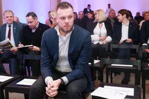 Po K. Bartoševičiaus skandalo įtakingi konservatoriai prabilo apie G. Landsbergio pasitraukimą: už akių – daugybė priekaištų