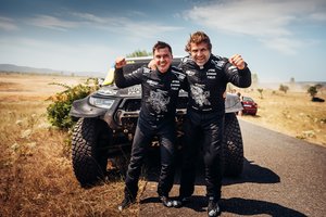 Buvęs K. Sikko pilotas apie kuriozinę istoriją, kaip pradėjo drauge lenktyniauti – verčia nusišypsoti