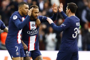 Įvarčių lenktynėse PSG futbolininkai įveikė „Lille“