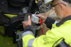 Keturis mėnesius už elektrą negalinti susimokėti kaunietė: konsultantai tik atsako – laukit