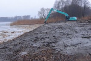 Neteisėtai atliekant Daugų ežero tvarkymo darbus padaryta 7747 eurų žala aplinkai