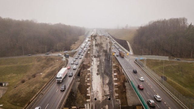 Įvardijo, kiek truks Kleboniškių tilto ardymo darbai: eismo dalyviams žada nepatogumus