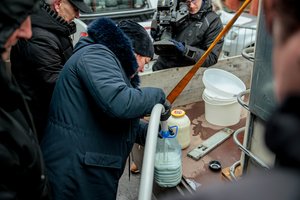 Ūkininkai vėl dalija pieną – šįkart prie Žemės ūkio ministerijos: reikalauja sąžiningumo