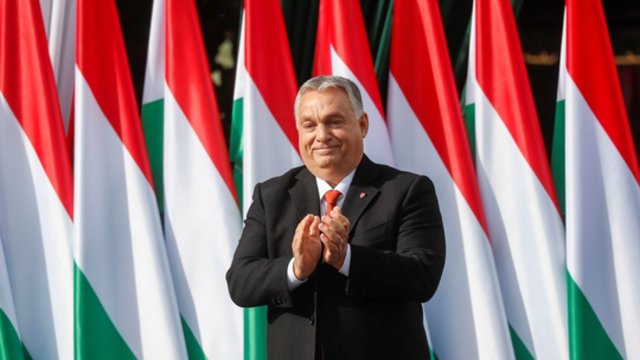 Vengrija dėkoja Kinijai už investicijas: statys bene 8 milijardų vertės fabriką