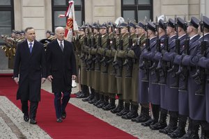 J. Bidenas Varšuvoje: JAV ir Lenkijos santykiai yra kritiškai svarbūs