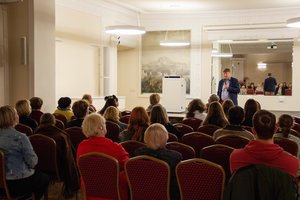 Filosofijos klubą įkūrusi A. Mickevičiaus biblioteka kviečia nerti į būties slėpinius