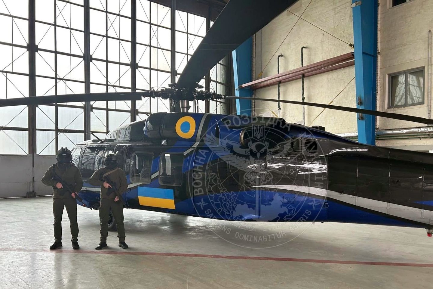  Ukrainos gynybos žvalgybos direktoratas patvirtino, kad gavo pirmąjį sraigtasparnį „Black Hawk“.<br> Ukrainos žvalgybos tarnybos nuotr.