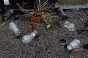 Kauniečius piktina vaizdai kapinėse: įtaria, kieno čia darbas