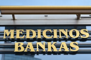 Po dviejų nepasisekusių bandymų nebeparduodamas Medicinos bankas