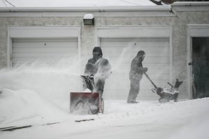 JAV smogė neįprastai smarki žiemos audra: 280 tūkst. namų liko be elektros, atšaukta daugiau nei 1,5 tūkst. skrydžių