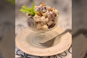 Valdorfo salotos: paruošti paprasta, o rezultatas – šventiškas