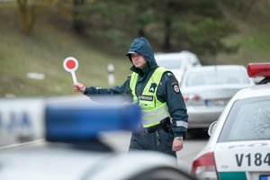 Vien KET išmanymo neužtenka: kodėl nemokame kultūringai ir saugiai elgtis eisme?