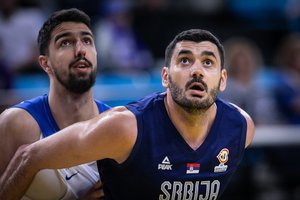 PČ atranka: užduoties neįvykdę serbai ir puikus LKL krepšininkų vakaras