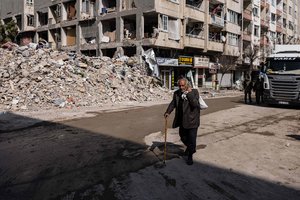 Žuvusiųjų per žemės drebėjimus Turkijoje ir Sirijoje skaičius viršijo 50 tūkstančių