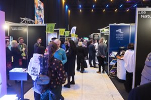 Vilniaus knygų mugės „Muzikos salėje“ – susitikimai, pokalbiai, koncertai ir net protmūšis