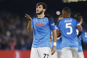 „Napoli“ be vargo iriasi Italijos čempionų titulo link