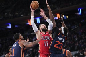 J. Valančiūnas su „Pelicans“ nesugadino „Knicks“ NBA čempionų žiedų jubiliejaus minėjimo – pralaimėjo beviltiškai