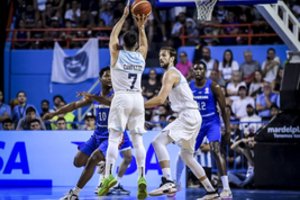 Šokas Argentinoje: krepšinio rinktinė liko be pasaulio čempionato