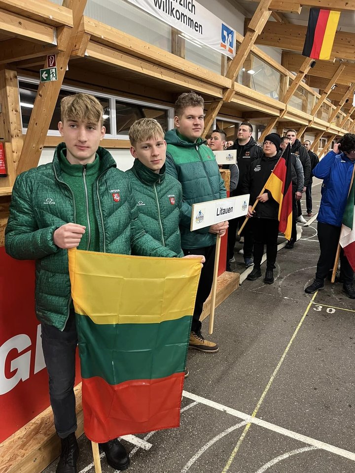 Lietuvos komandai atstovavo Lazdijų sportininkai.<br> Ž.Eidukaičio nuotr.